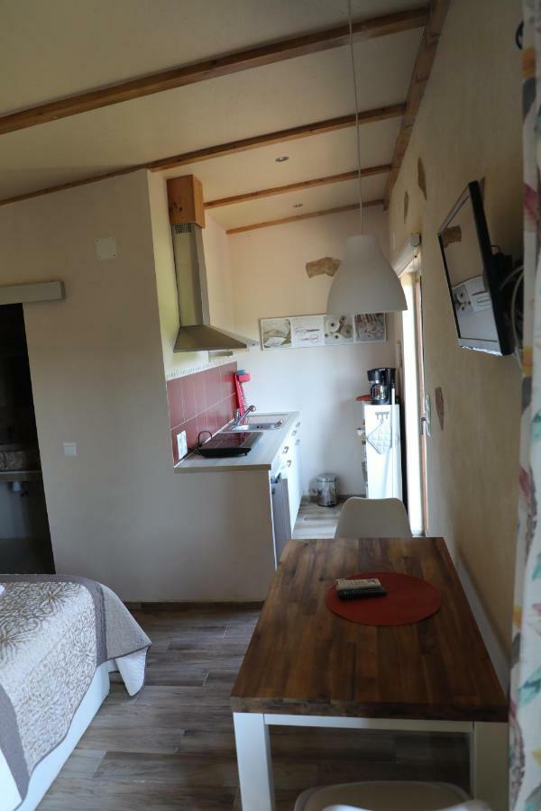 Svenniisland Apartment Benicolet ภายนอก รูปภาพ
